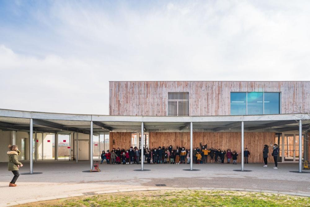 Ambiance de la cour intérieure - Crédit photo : F. Brouillet / Oeco Architectes